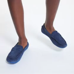 حذاء موكاسين من الجلد العادي