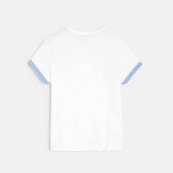 تي شيرت مع نقوش