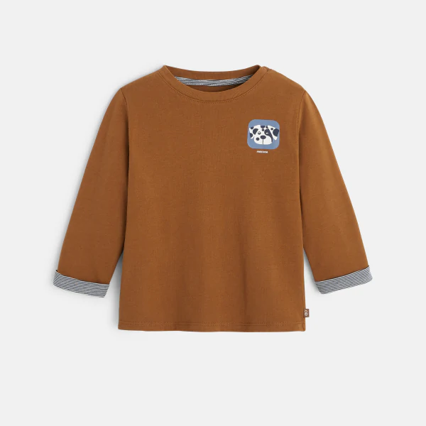 T-shirt with dogs
