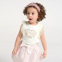 Baby girl's white embroidered T-shirt with ruffle sleeves