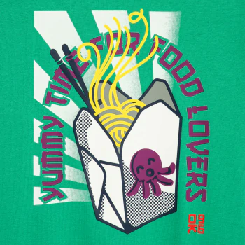 Boy's green Japanese-style patterned T-shirt with short sleeves