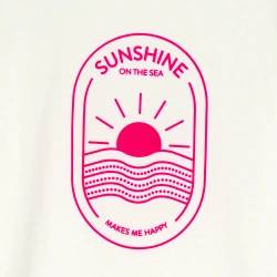 تي شيرت باللون الأبيض...