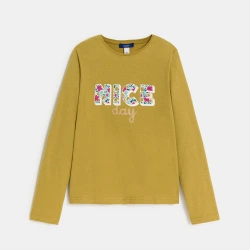 تيشيرت مزين بطبعة عبارة، باللون الأصفر الكاري للفتيات