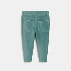 بنطلون من الثوب المخملي...