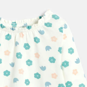 بلوزة بطبعة زهور مع رقبة مطاطية باللون الأبيض للفتيات الصغيرات.