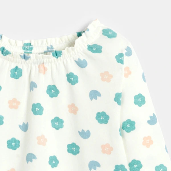 بلوزة بطبعة زهور مع رقبة مطاطية باللون الأبيض للفتيات الصغيرات.