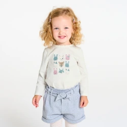 تيشيرت برسوم حيوانات باللون الأبيض للفتيات الصغيرات