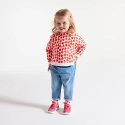 سترة من الصوف الناعم برسمة قلب، باللون الأحمر، للفتيات الصغيرات