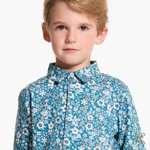 STYLE A FLOWER SHIRT 🌼💙

Follow the trend & get a floral patterned shirt with  matchy pants or bermudas & get your little boys in style for summer.

Shop these in-store & online on Okaidi ➡️📲

#okaidi #okaidiofficial #okaidime #okaidiandyou #collectionexclusive